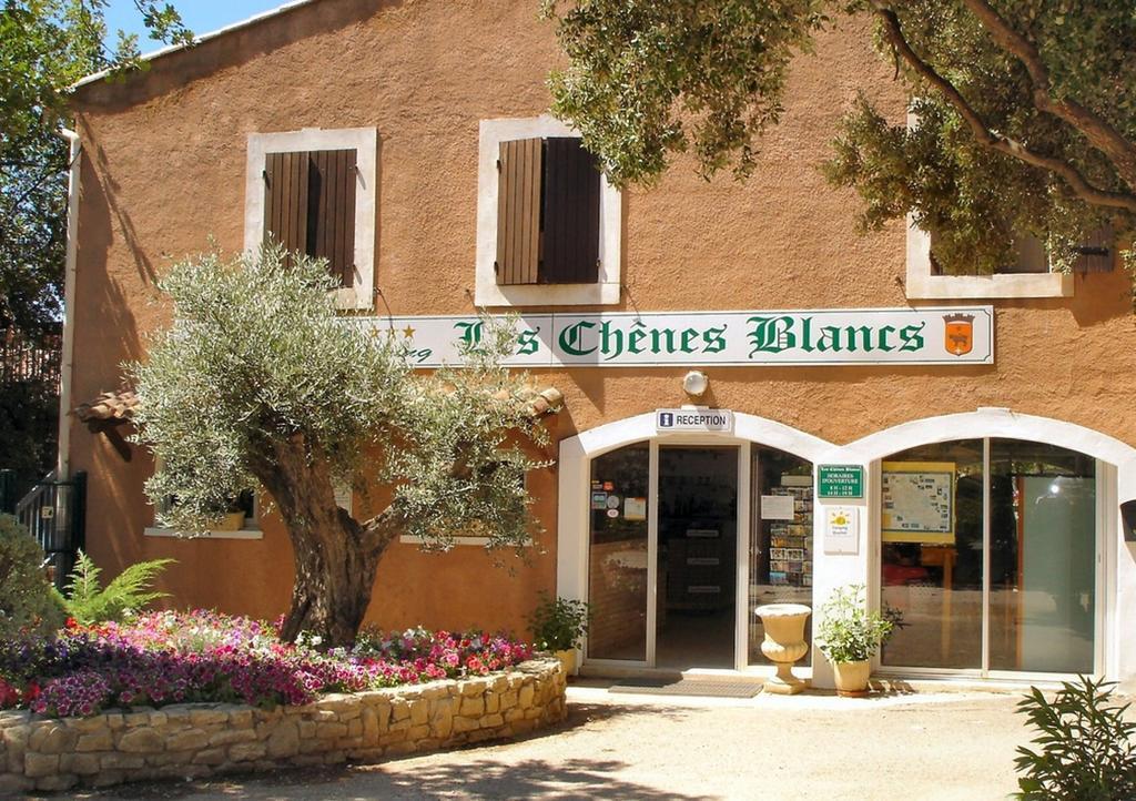 Domaine Les Chenes Blancs 호텔 생-사튀르냉-답트 외부 사진